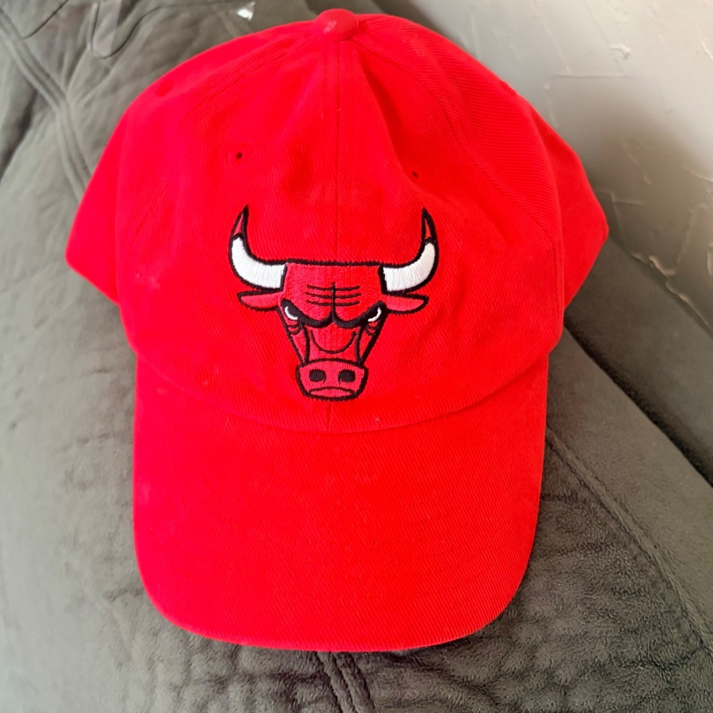 Chicago Bulls NBA Elevation Red Cotton Adjustable Dad Hat Baseball Cap One Size